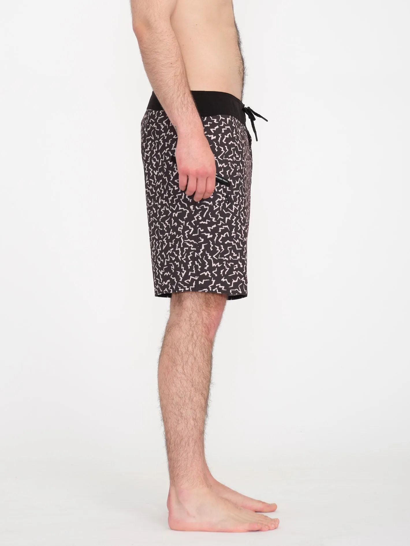 Asphalt Beach Mod 18" Boardshort - BLACK