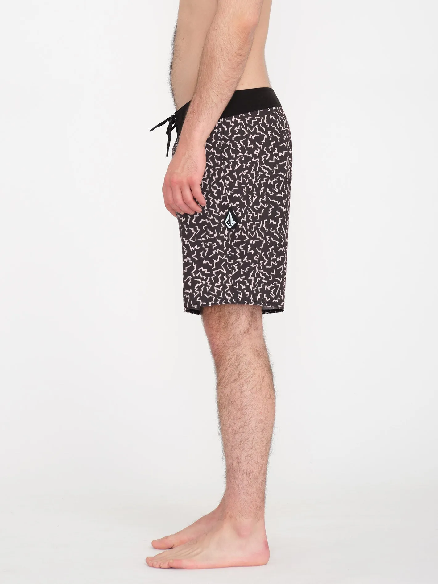 Asphalt Beach Mod 18" Boardshort - BLACK