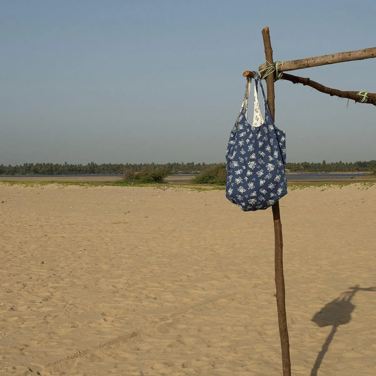 Beach Bag - English Rose - Navy