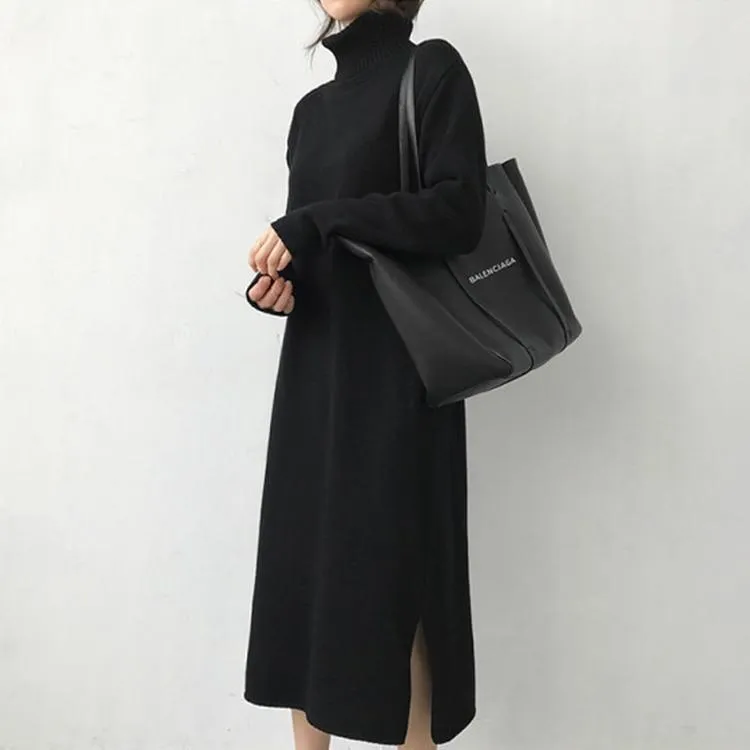 Eleganza Turtleneck Midi Dress