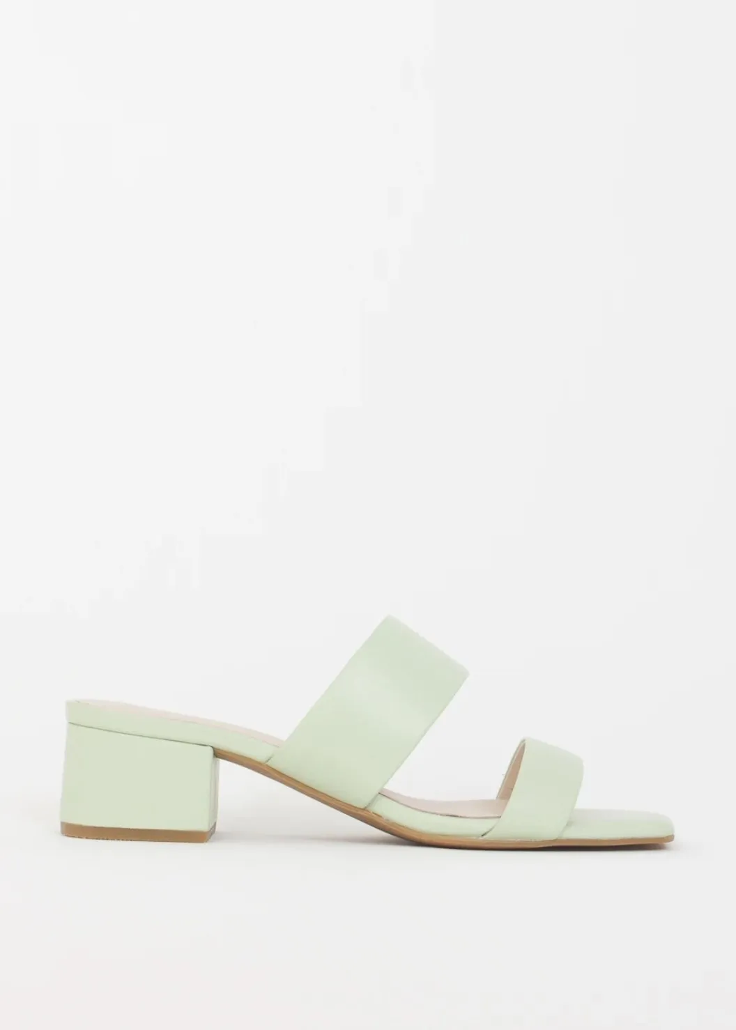 INTENTIONALLY BLANK STEP IN HEEL PASTEL