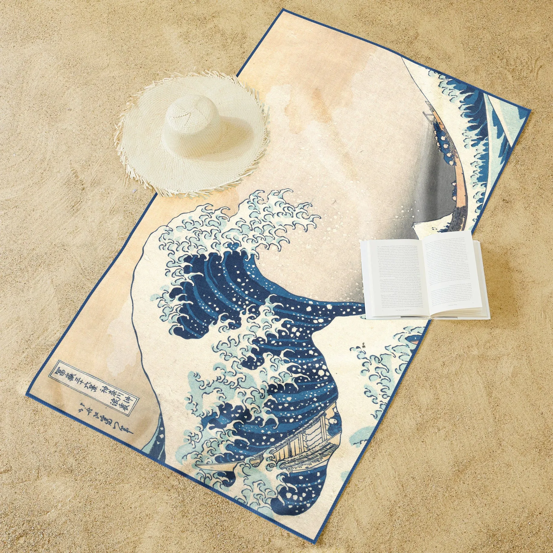 Oversized Beach Towel 40x63" - Microfiber, Quick-Dry, Hokusai The Great Wave